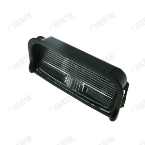 Feu arrière de plaque d'immatriculation pour Honda Civic FC7, type encastré, distance entre les trous de 205 mm, référence 34100-TES-H01 - Product Image 4
