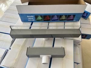 Yüzme Havuzları için Akrilik Şeffaf Şelale Akışı 30/60/90cm 2mm Kalınlık AC12V LED RGB Seçenekleri - Product Image 4