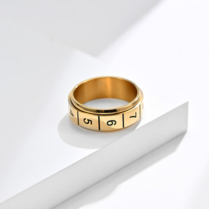 Anillo Giratorio Digital Minimalista de Acero Dorado, Joyería Unisex, Anillo para el Dedo Índice, Diseño Geométrico con Números, Regalo para Ocasiones Especiales - Product Image 4