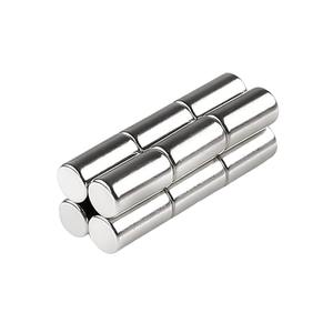 Barra de imán de varilla de neodimio fuerte de 5x25mm para herramientas de Elevación magnética Materiales magnéticos de tipo permanente de alto rendimiento - Product Image 1