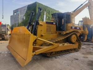 รถดันดิน CAT D8R มือสองสมรรถนะสูง เครื่องจักรก่อสร้างมือสอง รถดันดินแคตเตอร์พิลลาร์สำหรับขาย - Product Image 6
