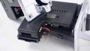 Kiosques de stockage à froid pour divertissement avec sélecteur de pièces en acier électrique résistant aux basses températures (-30~40°C), adaptés aux températures de -30 à 40°C, IP65, personnalisables - Product Image 2