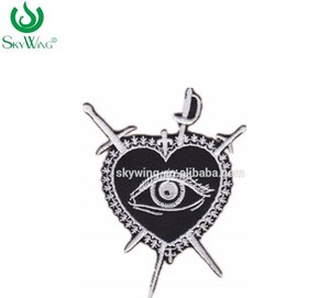 Nhà máy trực tiếp giá cô gái xinh đẹp thêu vá với thạch vải vải và nhựa phong cách sắt-on cho trang trí - Product Image 5