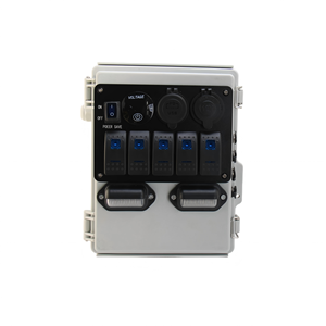 Panneau de commutation à bascule LED 12V 5 gangues, boîte de commande multifonction avec prises, matériau ABS, indice de protection IP65 pour utilisation en intérieur - Product Image 1