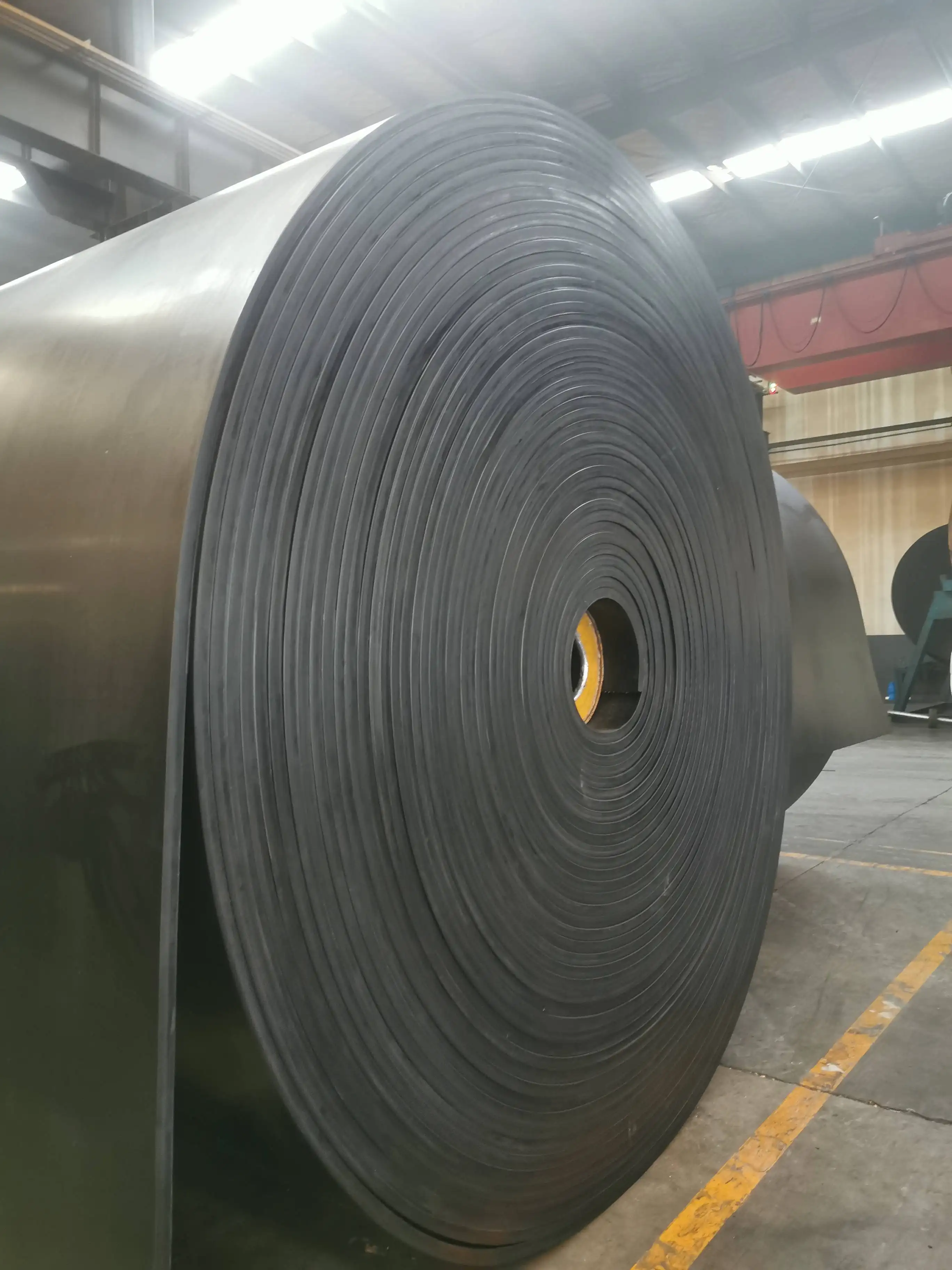 China Leverancier Custom Hoge Kwaliteit Rubber Transportband Voor Zware Industrie Mobiele Transportband