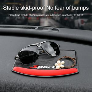 แผงหน้าปัดรถยนต์ PVC กันลื่นยึดโทรศัพท์มือถือแบบเหนียวกันลื่นชุดอุปกรณ์ภายในรถโลโก้ออกแบบได้ตามต้องการ - Product Image 3