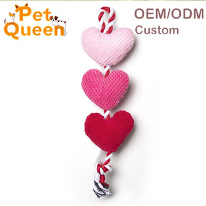 Juguete Interactivo Ecológico <span class=keywords><strong>para</strong></span> <span class=keywords><strong>Perros</strong></span> con Cuerda y Pelota - Corazón de Peluche Personalizable <span class=keywords><strong>para</strong></span> el Día de San Valentín Rojo/Rosa - Product Image 3