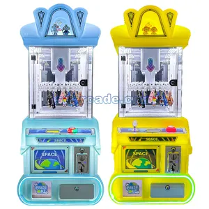 Jeux à jetons mini clip autocollant carte pince grue machine bonbons porte-clés peluche poupée personnalisé mini clip griffe machine