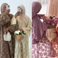 Nouvel Ensemble Abaya Dubaï 3 Pièces de Luxe en Dentelle Brodé de Perles, Design 2026 – Vente en Gros, Abaya Ouverte Modeste de Haute Qualité en Dentelle