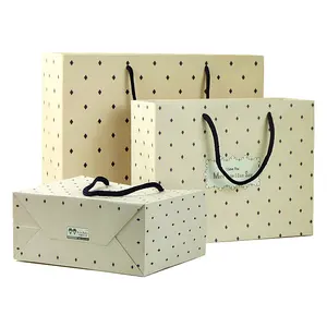 High Quality Paper Packaging With Beautiful Pattern paper bag printing machine paper bag with ribbon handle