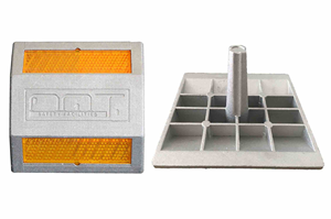 Prodotto riflettente doppio lato 100*100mm di avviso di traffico con perno stradale in alluminio di qualità eccezionale - Product Image 3