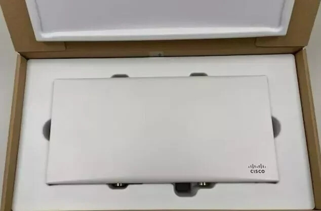 MR76-HW Wireless Dual-Band Access Point without Antennas UNCLAIMED