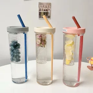 Farbige Kreativität Früchte Flaschen mit Stroh Kunststoff Outdoor Cup Schule Wasser flasche Reise Trink flasche Sport Drink ware