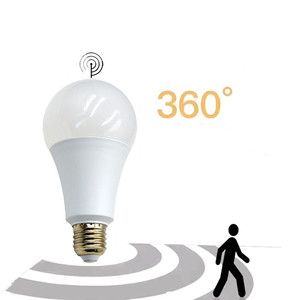 Détecteur <span class=keywords><strong>de</strong></span> <span class=keywords><strong>mouvement</strong></span> Radar à micro-ondes lampe intelligente <span class=keywords><strong>LED</strong></span> <span class=keywords><strong>ampoule</strong></span> intelligente - Product Image 3
