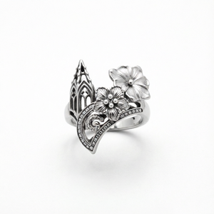 Bague personnalisée gothique à arche pointue et motif floral, bijoux inspirés de l'architecture vintage - Fabricant de bijoux sur mesure pour les marques - Product Image 1