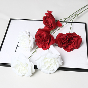 Arrangement floral DIY de roses Martin à trois têtes, simulation artistique auto-conçue, texture florale tridimensionnelle, très réaliste - Product Image 1
