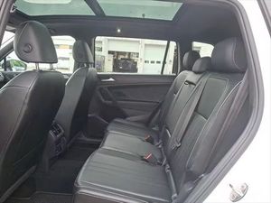 VOLKSWAGEN <span class=keywords><strong>TIGUAN</strong></span> 2.0T 4WD LHD SUV 2020-2025, Asientos de Cuero, AUTO USADO, AUTO BARATO, <span class=keywords><strong>Precio</strong></span> Bajo - Product Image 5