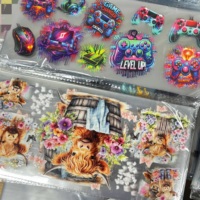 Autocollants en plastisol PET populaires, lavables, résistants aux UV, pour enveloppes de gobelets, avec des motifs de dessins animés, gobelets, imperméables, durables, impression par transfert thermique