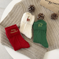 Belles chaussettes High Crew pour hommes Fabrication de chaussettes en vrac avec logo personnalisé Chaussettes d'hiver de haute qualité pour le jour de Noël quotidien