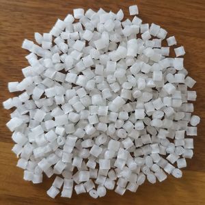 Granulés de matière première en fibre de polypropylène plastique de haute qualité PP Polypropylène - Product Image 1