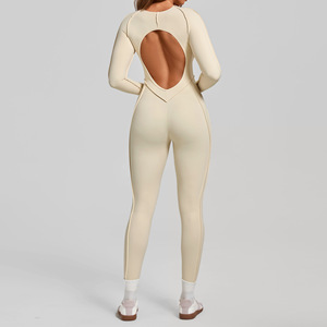 <span class=keywords><strong>Tuta</strong></span> Sportiva da <span class=keywords><strong>Donna</strong></span> <span class=keywords><strong>Aderente</strong></span> con Spalline Sottili e Patchwork Tridimensionale, Modello Autunno/Inverno con Schiena Scoperta - Product Image 3