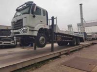 Camion plateau neuf SINOTRUCK de Chine, auto-chargeur, poids lourd, Euro 2, diesel, 6x4