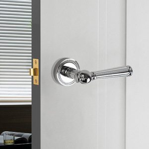 Cerradura de Puerta de Latón de Moda al por Mayor de Fábrica, Manija de Puerta de Paso Silenciosa Moderna para Puerta de Madera, para Apartamento, Baño, Cocina - Product Image 2