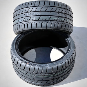 Neumáticos PCR 245/35R19 245/40R19 245/45R19 255/40R19 BW118 con Drenaje Mejorado y Antideslizantes para Automóvil - Product Image 3