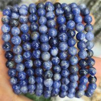 Nouveautés : Bracelets à breloques tendance en cristal de sodalite bleue naturelle ronde de 6 mm en vente