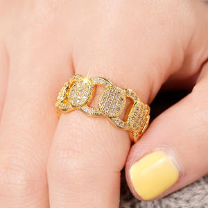 Anello in Oro Bianco con Diamante T0773, Gioiello di Lusso da Donna per Matrimonio, Taglio Brillante Rotondo, Colore D Naturale, 18K - Product Image 3