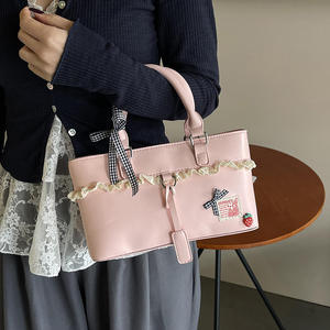 Bolso de mano de color sólido, muy vendido, de piel sintética para mujer, bolso de hombro rectangular, bolso de axila. - Product Image 2