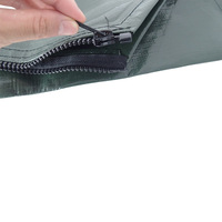 Sac d'arrosage portable en PVC de 15 gallons à libération lente avec irrigation goutte à goutte de 4 à 6 heures pour la protection des arbres