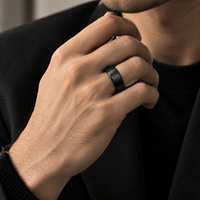 Bague JLM 8 mm en acier inoxydable noir mat, style minimaliste en arc, brossée, unisexe, bande éternelle, ajustement confortable, finition polie haute brillance