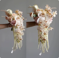 Bouquet de mariée en perles à prix d'usine, bouquet de mariée en cascade, fleurs de mariage en forme de larme, roses en soie blanches élégantes