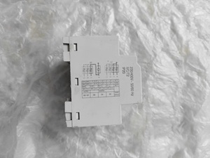 PLC Controller Sensor <b>Surge</b> <b>Protector</b> Brand New Original ST40‑4P - Product Image 6