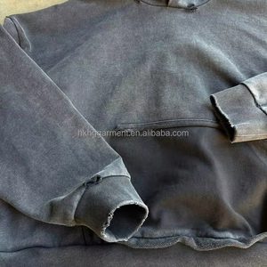 Sweat à capuche homme personnalisé, gris vintage, en molleton bouclette 100% coton, coupe oversize, grammage lourd 480 g/m², effet délavé soleil, délavé à l'acide et vieilli, vierge - Product Image 3