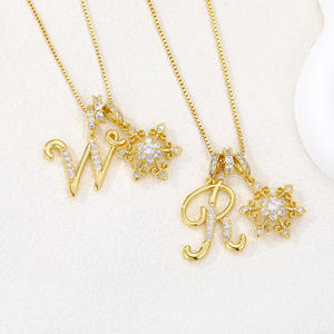 Collar con Colgante Doble de Letra Inicial Personalizada y Copo de Nieve, Chapado en Oro de 18K, Cadena de Caja, Joyería para Mujer, Regalo para San Valentín - Product Image 1