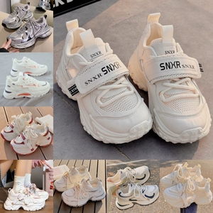 Vente en gros de baskets décontractées pour hommes et femmes, styles variés, stock en vrac, assortiment aléatoire, chaussures épaisses blanches et colorées, lot - Product Image 4