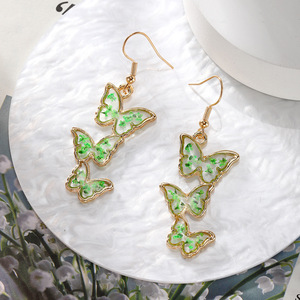 Multi Styles Hollow Shape Resin Drop <b>Earrings</b> Natural Preserved Pressed Dry Flower Floral Dangle <b>Hook</b> <b>Earrings</b> For Women - Product Image 4