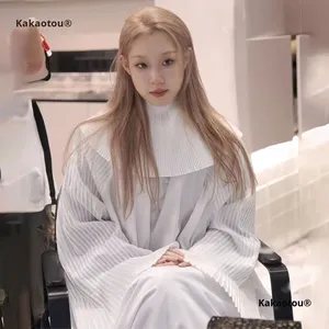 Capa de Peluquería Antiadherente para Salón de Belleza, con Logotipo, Ajustable, Cierre a Presión, Fácil de Limpiar - Product Image 4