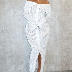 เดรสไหมพรมลายคลื่น แขนยาว ดีไซน์ทันสมัย ขายดีประจำปี 2025 สำหรับผู้หญิง สไตล์เรียบร้อย โชว์ช่วงเอวเล็กน้อย เหมาะสำหรับงานกลางคืน - Product Image 1