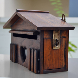 Villa Boîte aux <span class=keywords><strong>lettres</strong></span> créative en <span class=keywords><strong>bois</strong></span> de style européen en <span class=keywords><strong>bois</strong></span> massif Boîte <span class=keywords><strong>à</strong></span> suggestions extérieure étanche <span class=keywords><strong>à</strong></span> la pluie pour villas Boîte de collecte de factures utilitaires - Product Image 2