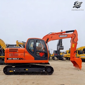 Excavatrice sur chenilles d'occasion Doosan DX150, 14 tonnes, godet de 0,58 m³, marque coréenne d'origine, excavatrice de construction de taille moyenne, bon état - Product Image 3