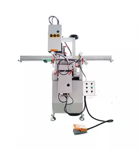 Fabrication de portes fenêtres en PVC Machines pour fenêtres Upvc Profil en plastique deux axes trois axes Fraiseuse à fente d'eau