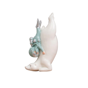 Linda estatua de delfín y buzo negro, figura de resina de aventura en el océano, oso polar de resina <span class=keywords><strong>con</strong></span> figura de buzo - Product Image 4