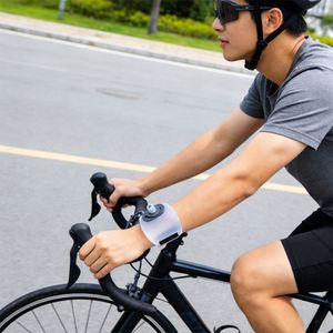 Gift Silicone Adjustable Minimalist Leak-Proof Wrist <b>Water</b> Bottle for Outdoor Sports - Product Image 3