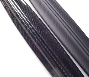 <span class=keywords><strong>Tube</strong></span> en fibre de carbone haute résistance seiche en fibre de carbone <span class=keywords><strong>tube</strong></span> d'ailerons d'apnée baril de lance tubes de baril ronds en forme de seiche - Product Image 3