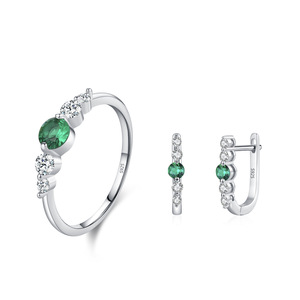 925 Sterling Silver Elegant Vintage Emerald Ring and Earrings - Niche Design, Stylish, Exquisite, and High-End Jewelry Set - Product Image 1