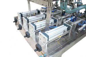 Horizontal Pneumatic Liquid Filling <b>Machine</b> 4 Nozzle Heat and Stir Paste Filler Piston Fill <b>Machine</b> - Product Image 5