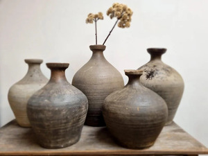 Pot de plante en terre cuite écologique, jardinière traditionnelle en argile avec trou de drainage pour la décoration de la maison, du jardin, du balcon et du patio - Product Image 1